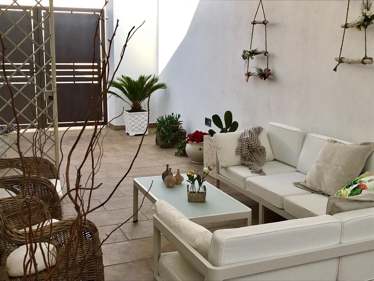 Nonna Mina Apartment Felline ภายนอก รูปภาพ